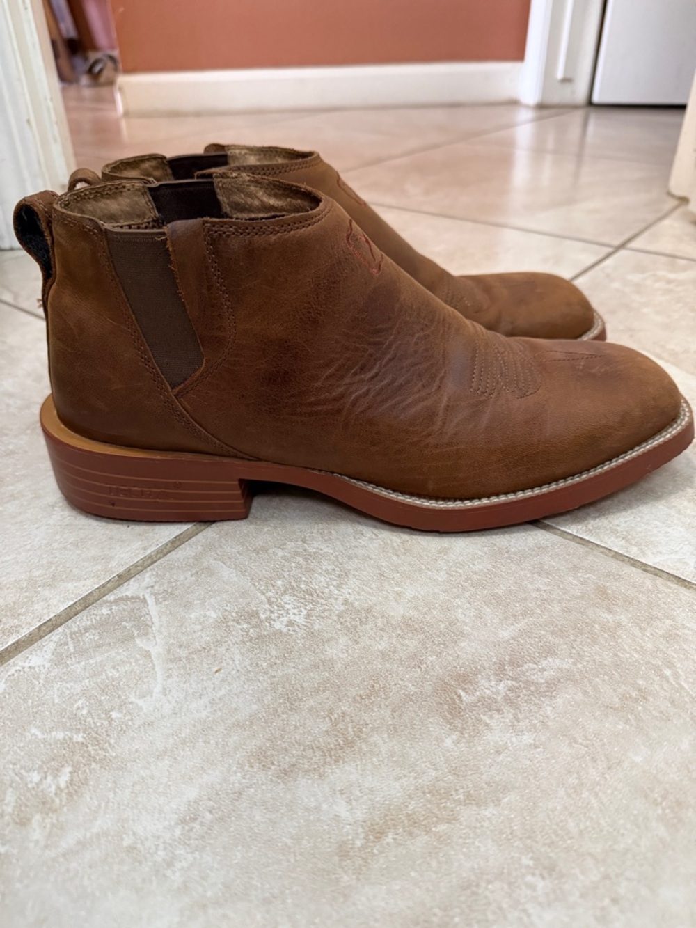 Twisted X Men's Brown Leather Chukka Boots - Picture 6 of 9